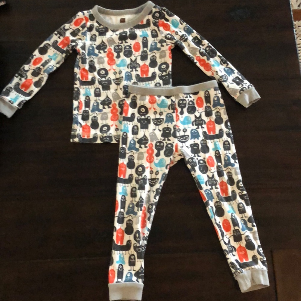 TEA COLLECTION PAJAMA 3T